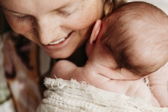 Studio-newborn-session-Rockhampton17